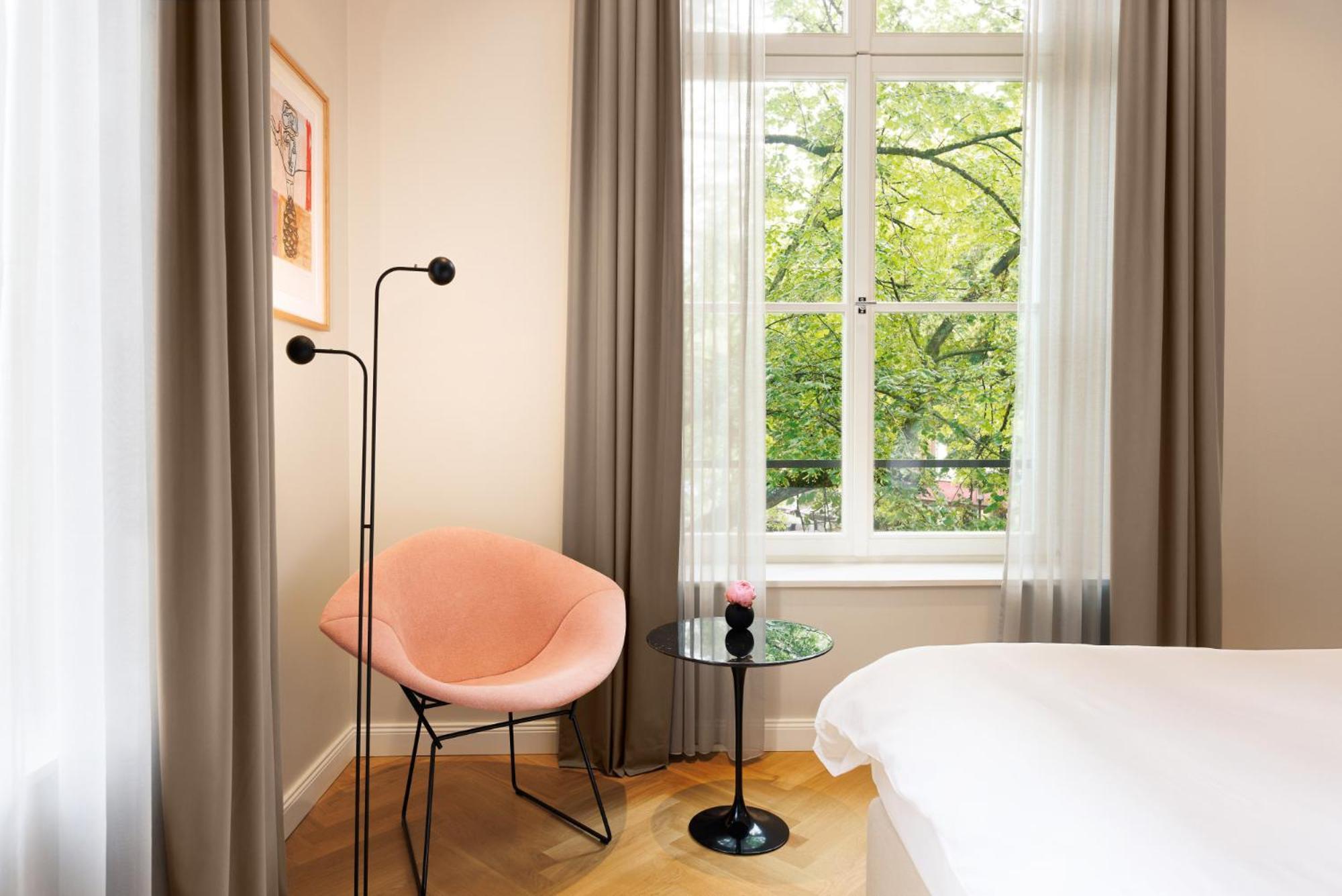 Junior Suite,1679677672:JPEG